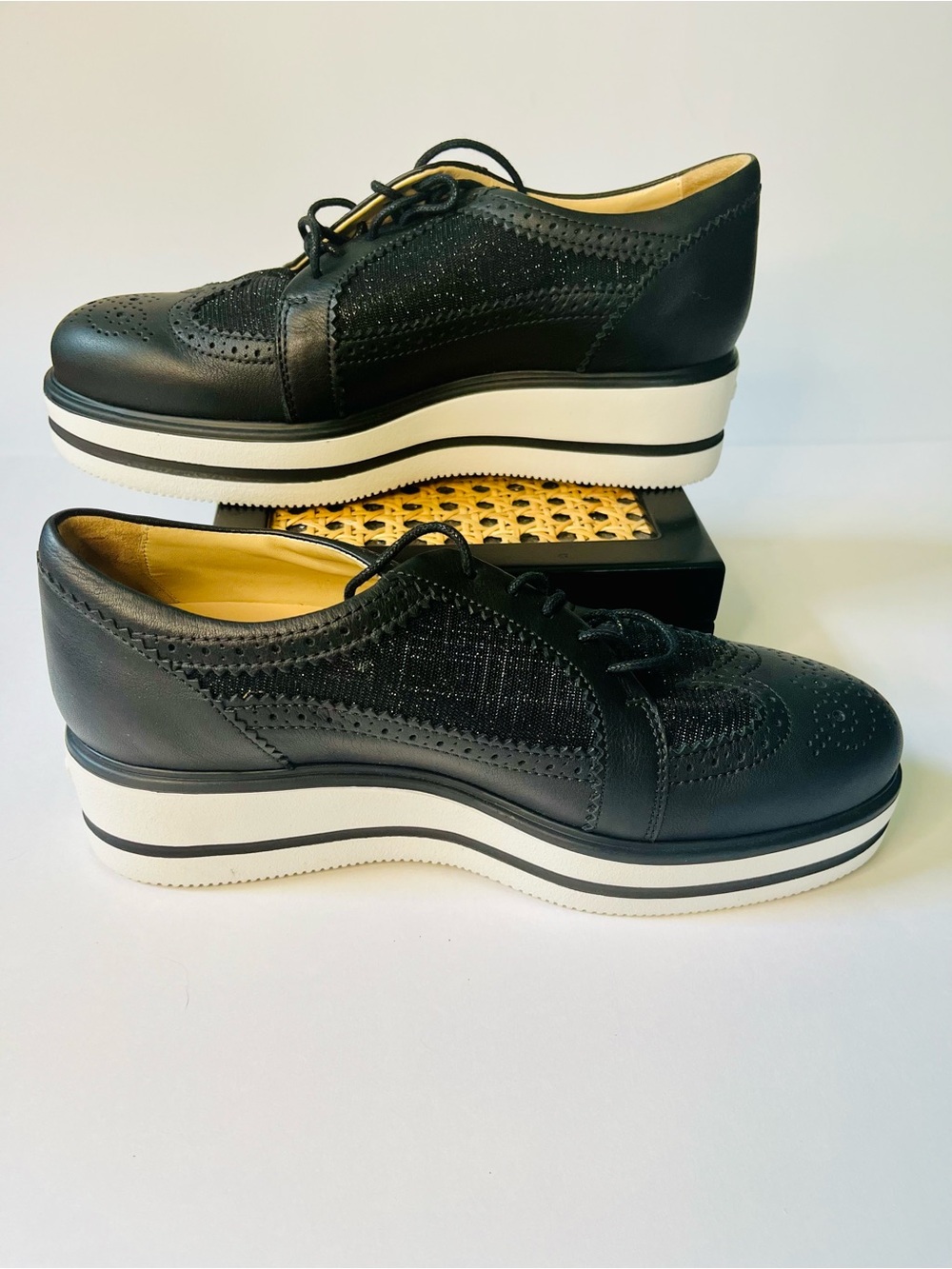 Hogan H323 Route Black Leather Platform Derby Shoes Size 37.5 (US Women's 7.5)